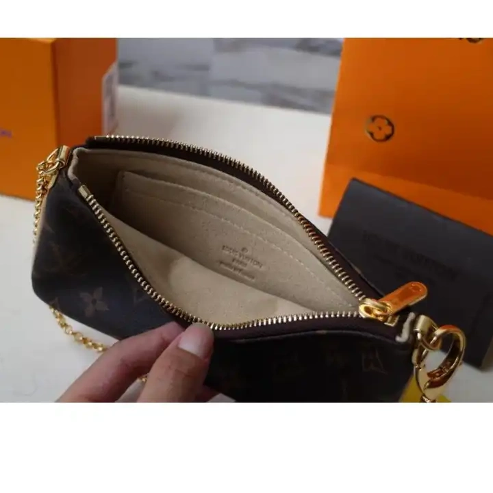 LV Bags 19B570005 0814